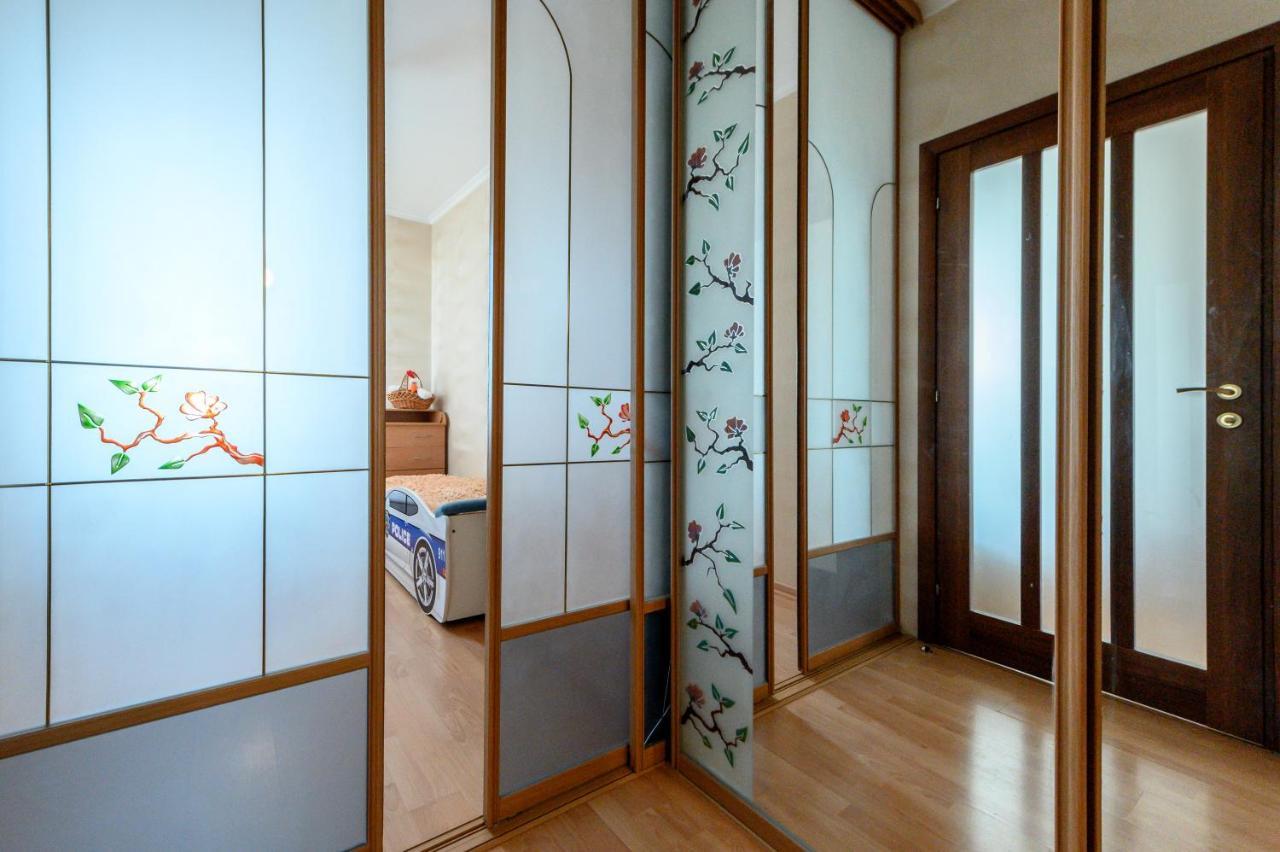 Happy Time Appartement Odessa Buitenkant foto